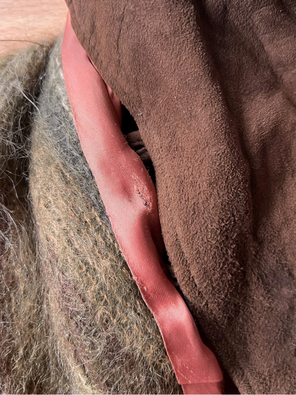 Fuzzy vintage 90s Mohair Bomber Jacket in Olive & Brown removable suede collar - Picture 12 of 12